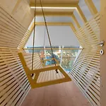 Honeybee - Hisa Kranjske Cebele