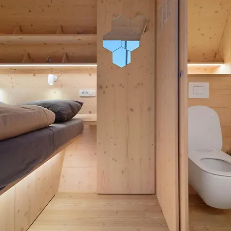 Honeybee - Hisa Kranjske Cebele Гостевой дом