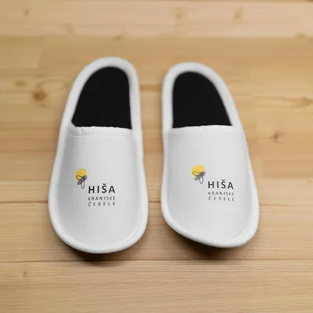 Honeybee - Hisa Kranjske Cebele * Visnja Gora