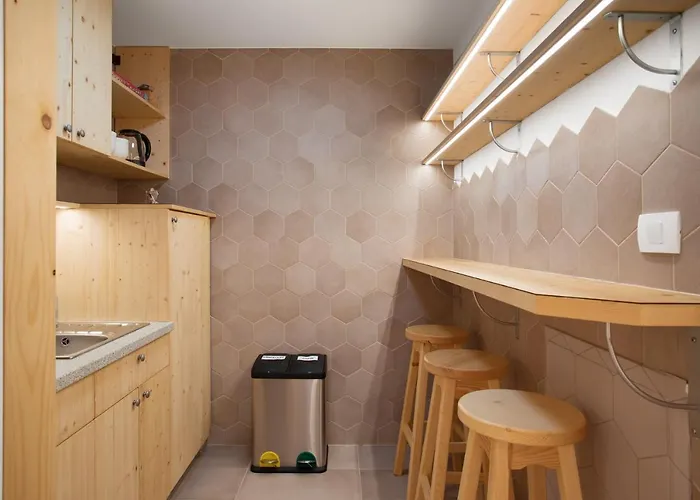 Honeybee - Hisa Kranjske Cebele بيت ضيافة Visnja Gora